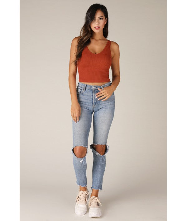 NIKIBIKI V- NECK RIBBED CROP TOP