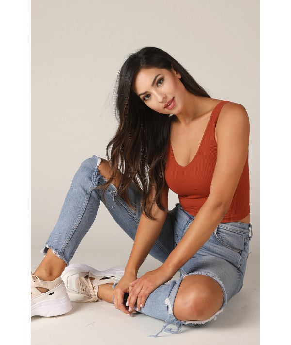 NIKIBIKI V- NECK RIBBED CROP TOP