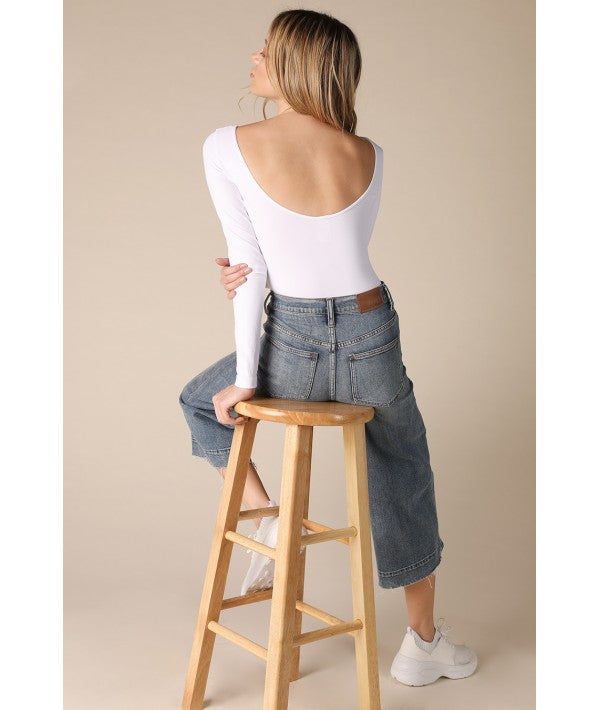 NIKIBIKI CREW NECK LOWBACK BODYSUIT