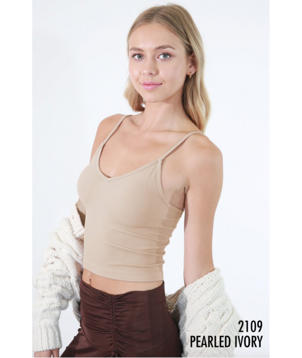 NIKIBIKI RIBBED V NECK CROP TOP